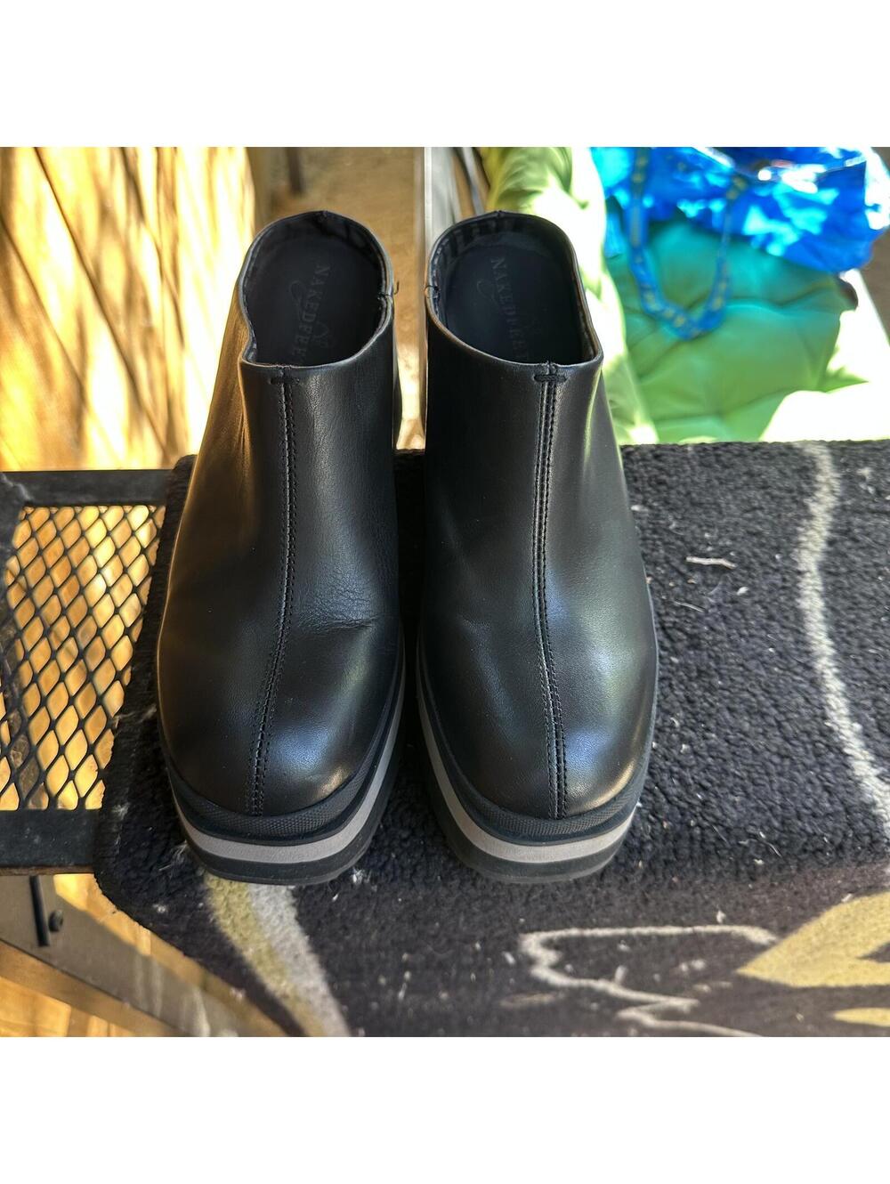 Naked Feet Coach Wedge Mule 7.5 M - Picture 5 of 14